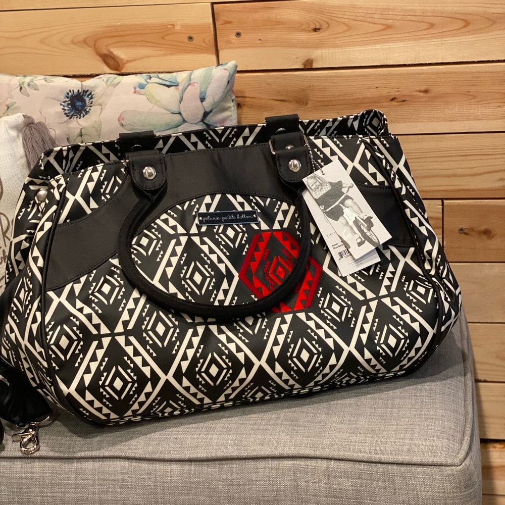 NWT NIB PETUNIA PICKLE BOTTOM WISTFUL WEEKENDER IN SECRETS OF SALVADOR